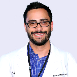 Dr Alejandro Mendez Veterinarian