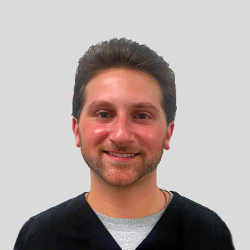 Dr Brad Cingolani Veterinarian