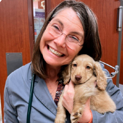 Dr Louise Barrett Veterinarian