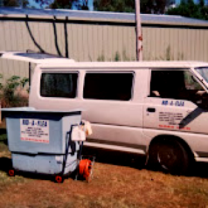 RID-A-FLEA Mobile Dog Wash